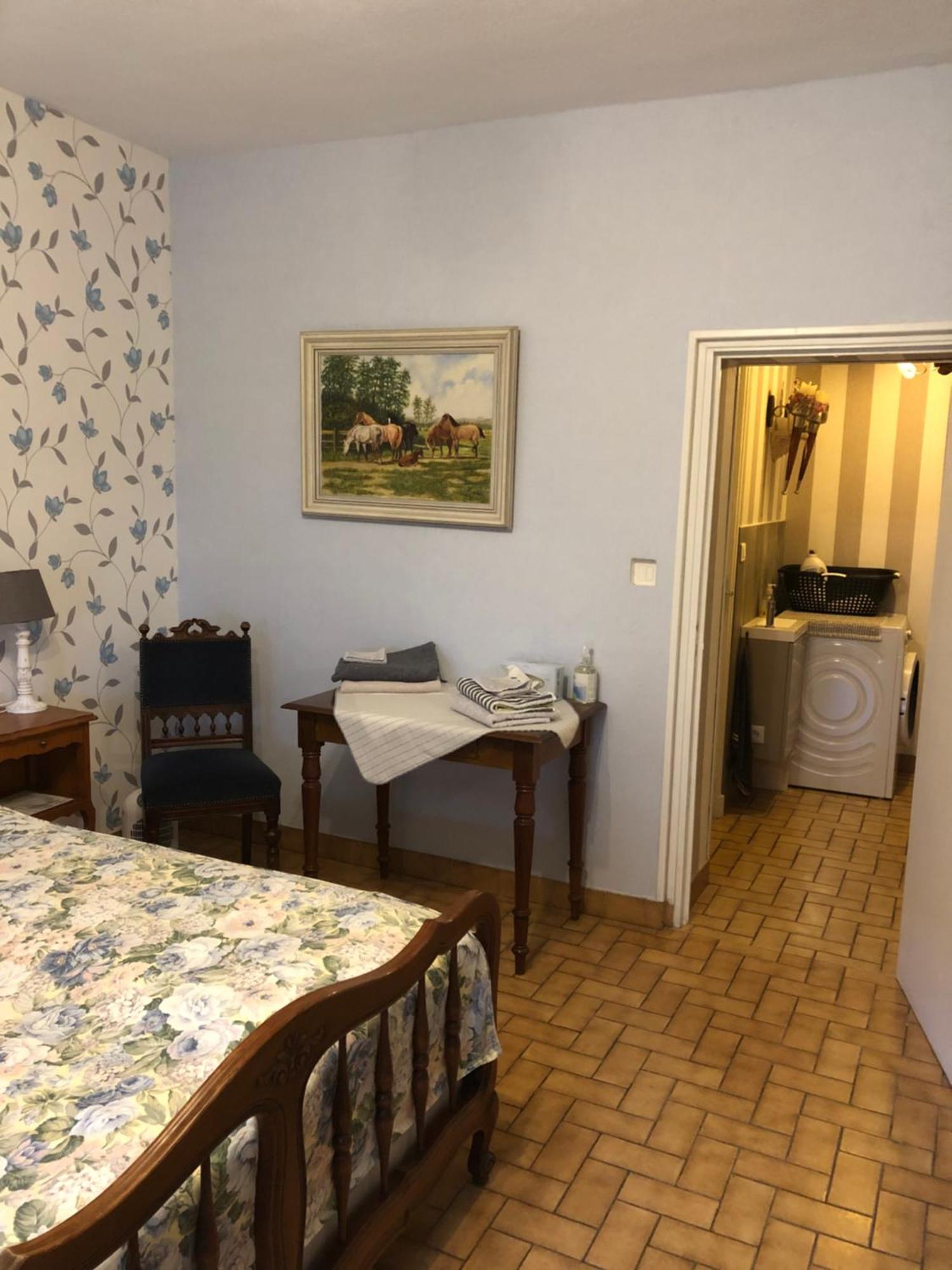 Le Voyageur Bed and Breakfast Saint-Bonnet-Tronçais Exteriör bild